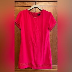 Red shift dress, small